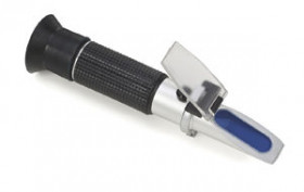 MagnaFlux Refractometer